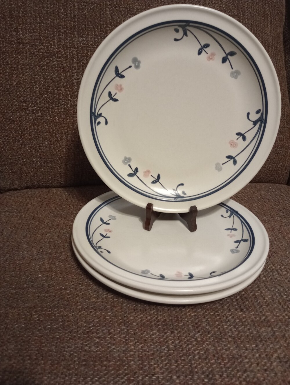 Pfaltzgraff Windsong Pattern Stoneware 10 1/4" Dinner Plates-Set Of 3